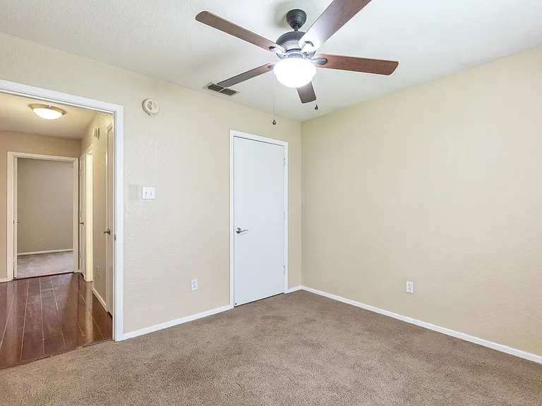 3834 Purdue Ln — Photo 12