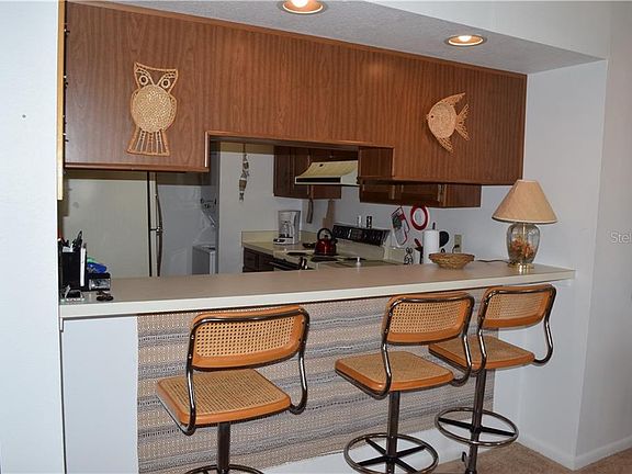 4th image of 25188 Marion Ave #E