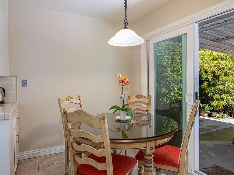 6706 Capistrano Ave — Photo 9
