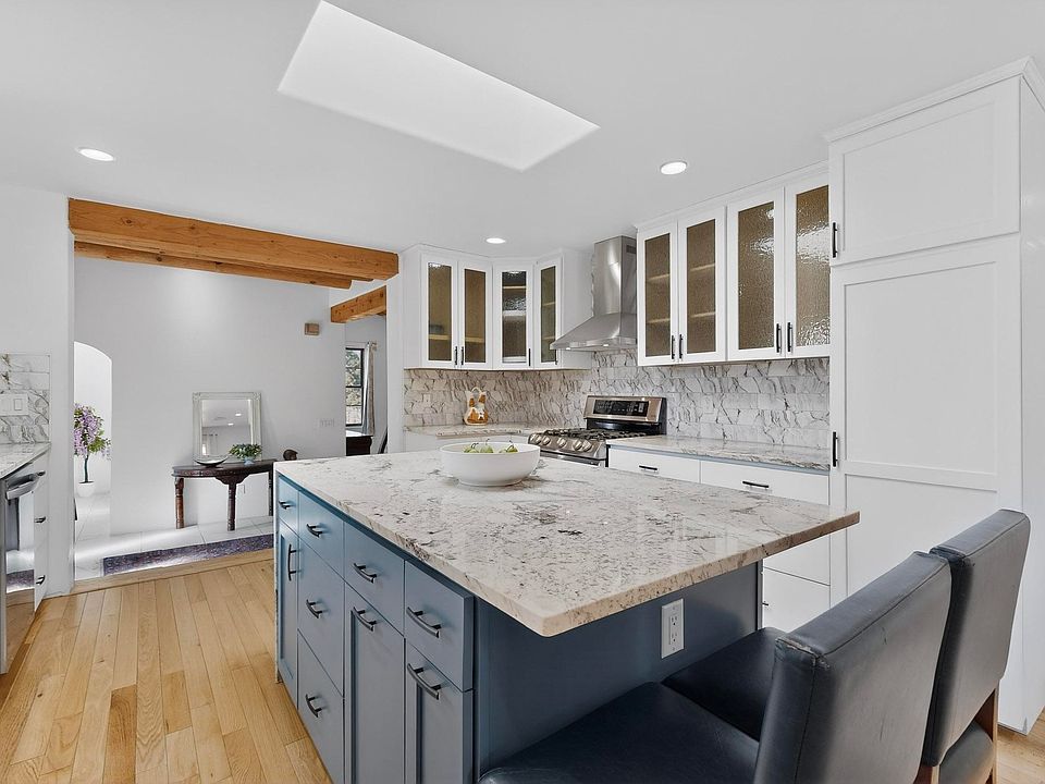 1st image of 1204 Canyon Rd