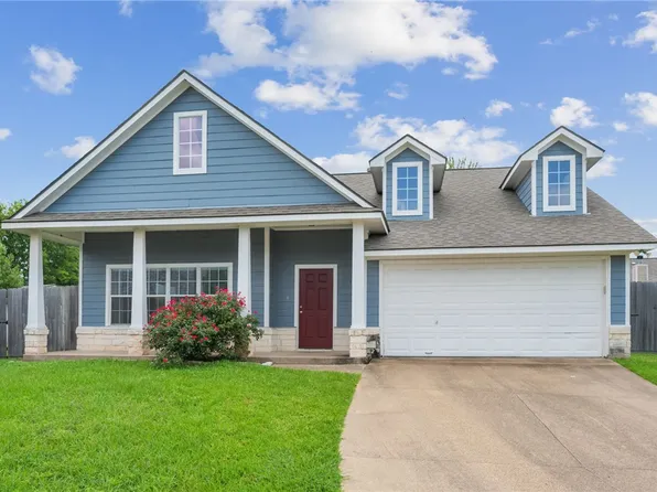 2703 Lynnwood Ct, Bryan, TX 77807