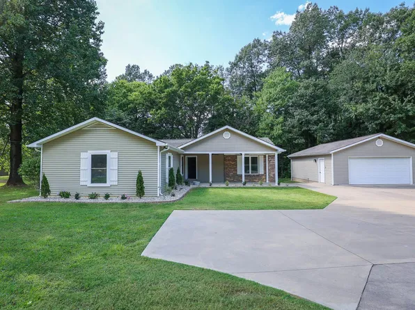 165 Gatewood Dr, Paducah, KY 42001