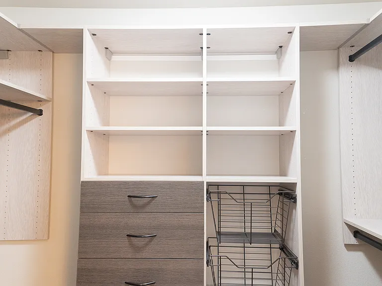 Walk-in closet