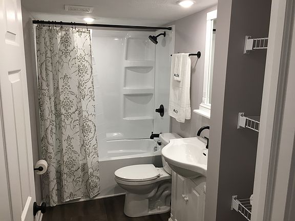 3rd image of 8508 Dumfries Dr