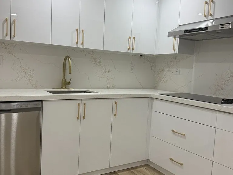 495 Taylor Cres #495 — Photo 8