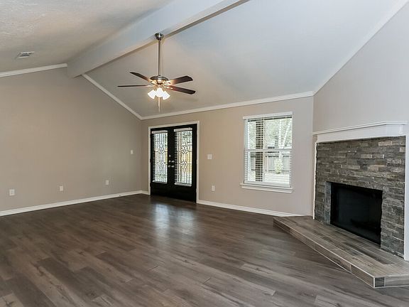 3rd image of 16310 Ulysses St