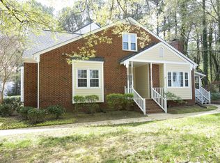 8310 Wycombe Ln, Raleigh, NC 27615