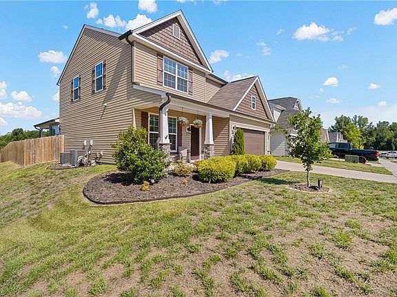 2nd image of 1839 Deveron Ct