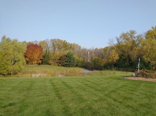 3250 Twin Creeks Rd, Jackson, WI 53037
