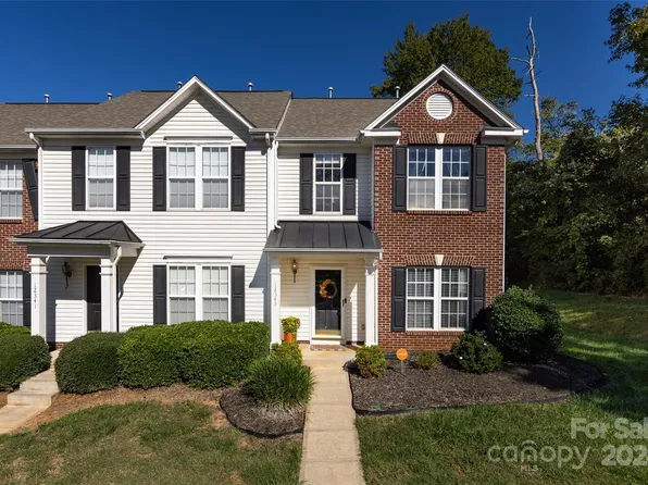 12343 Jessica Pl, Charlotte, NC 28269