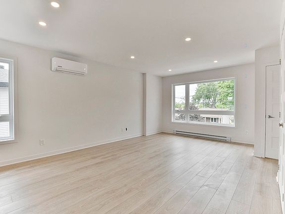 4th image of 627 3e Ave #631