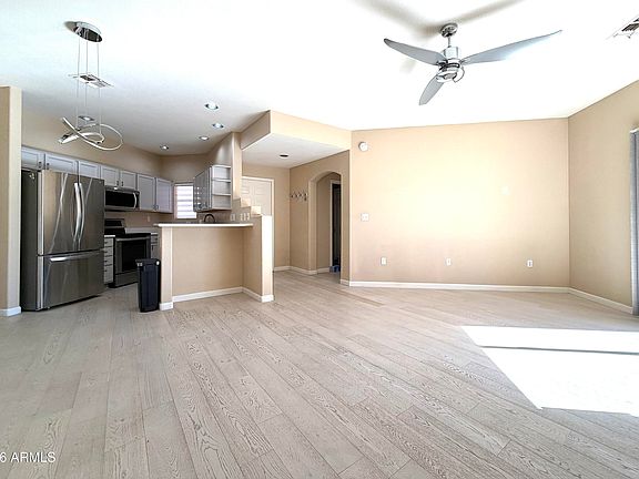 2nd image of 10410 N CAVE CREEK Road #2043
