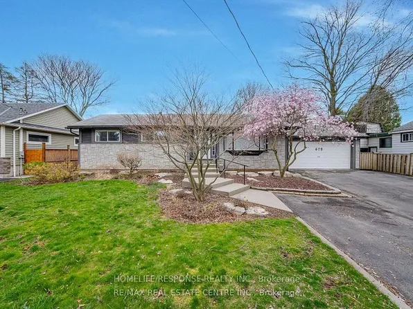 678 Mohawk Rd #Basement, Hamilton, ON L9G 2X3