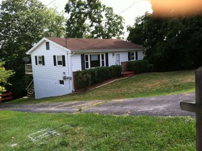 2322 Collins St, Bristol, VA, 24201