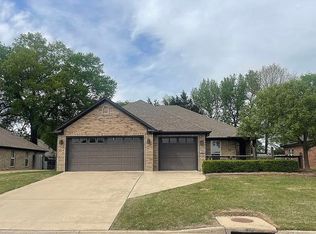 4900 Trinity Crossing Dr, Conway, AR 72034