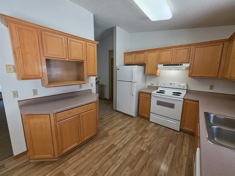 E11975 E Robin Rd — Photo 22