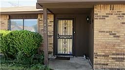 3rd image of 2400 Chadwick Dr