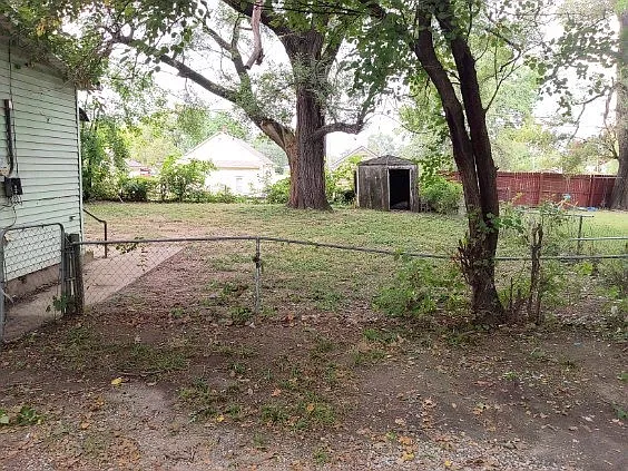 Edwardsville Rd — Photo 3