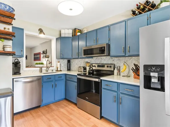 34 Clara Court, Cortlandt Manor, NY 10567