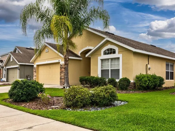 844 Haring Ln, Mount Dora, FL 32757