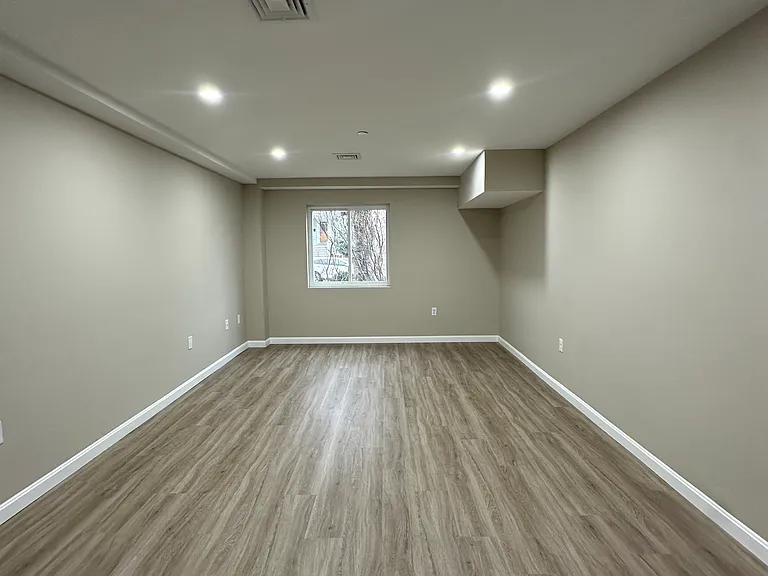 64 Willard St #110 — Photo 3