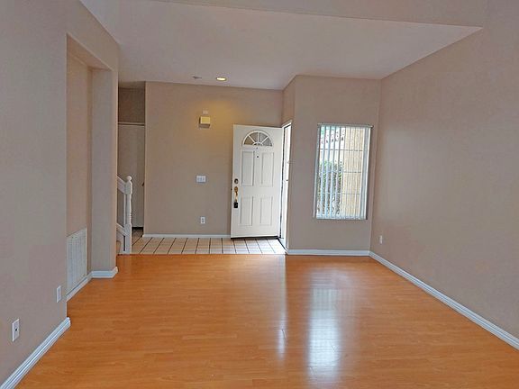 5th image of 12494 Creekview Dr