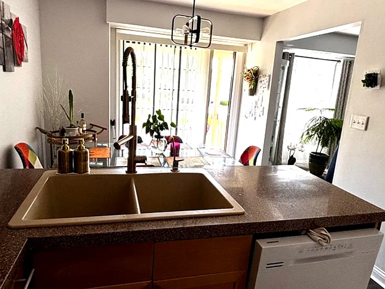353 S Whispering Hills Dr #B — Photo 7