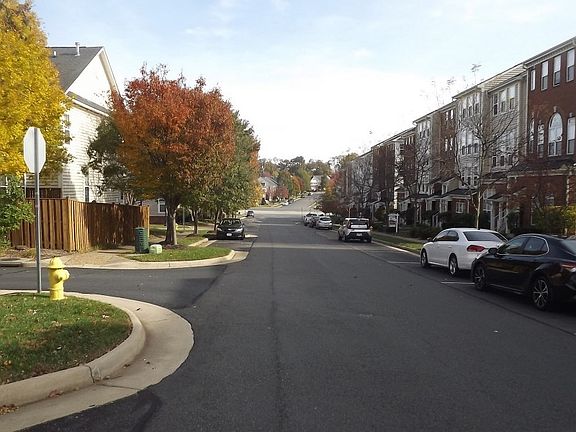 4th image of 5073 Anchorstone Dr Unit 5073