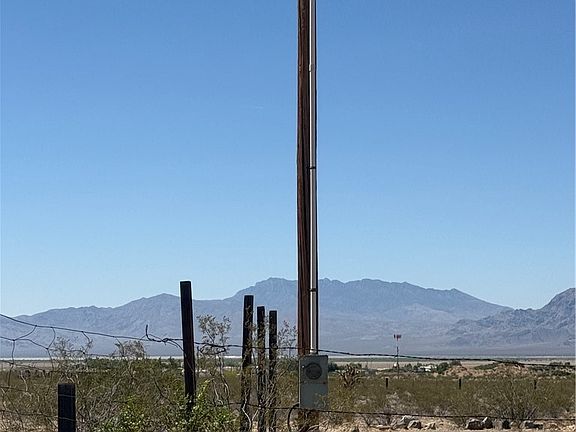 4th image of 1397 Obsidian Ave