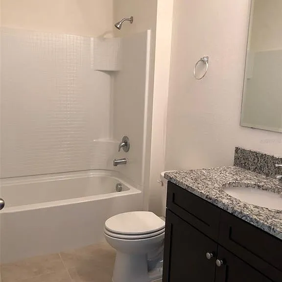 194 Saint Thomas Dr — Photo 14