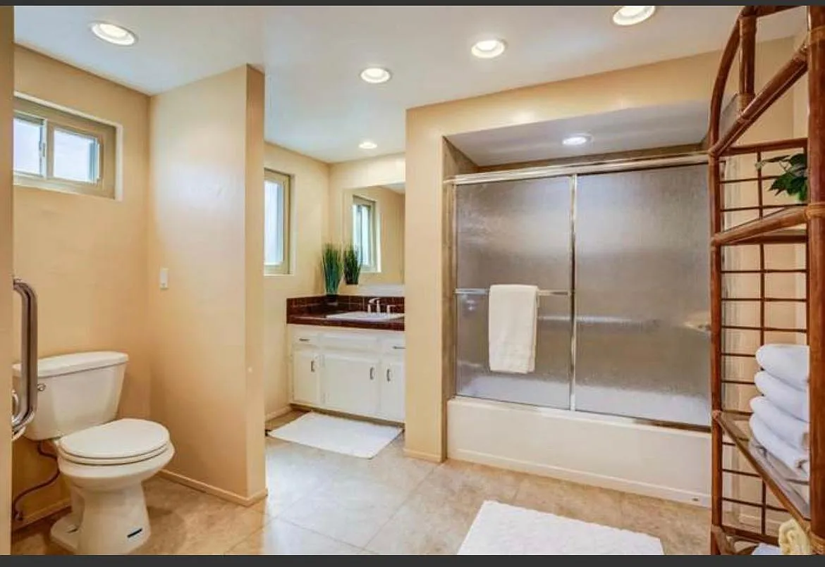 9627 Indian Creek Way — Photo 3
