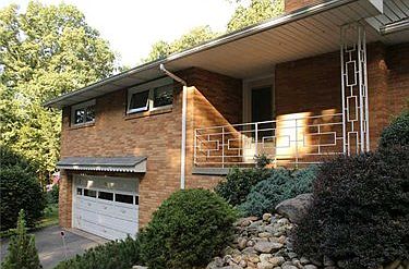 2nd image of 149 Greenhill Dr