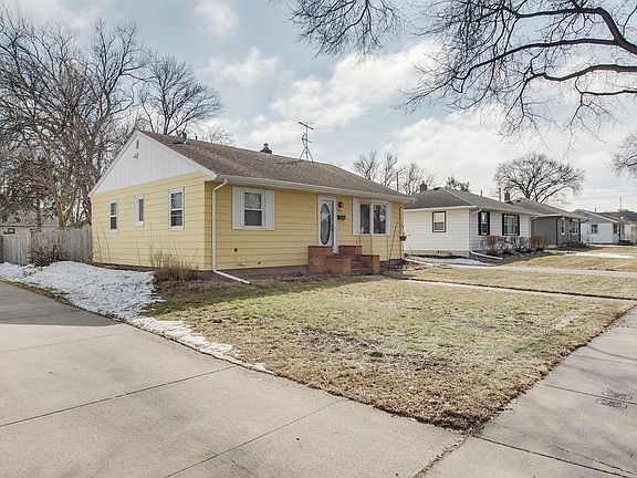 2nd image of 2001 8th St N