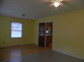 2nd image of 817 Highbury Dr