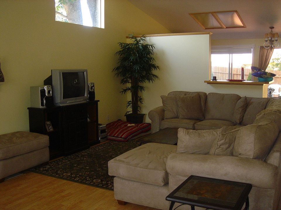 Updated paint, floors, and open floor plan