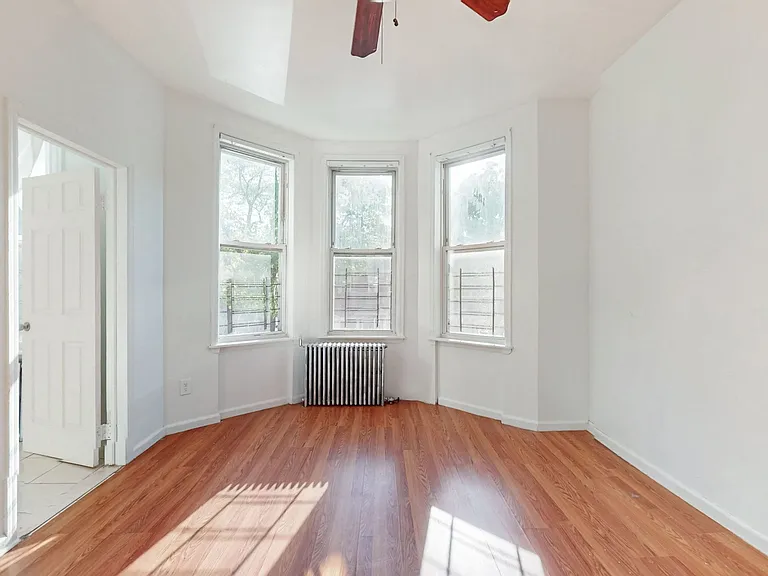 51 Jerome St #2 — Photo 15