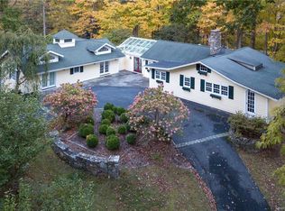 124 Cedar Rd, Katonah, NY 10536