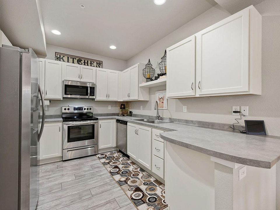 1st image of 4135 Crittenton Ln #3