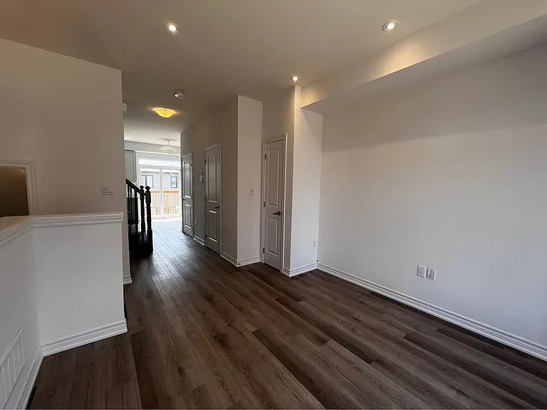 461 Blackburn Dr #39 — Photo 10