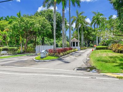 112 Royal Park Dr APT 1C, Oakland Park, FL, 33309