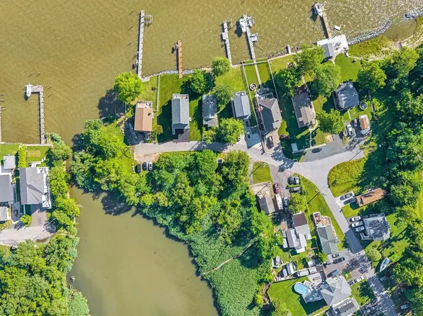 7607 Chesapeake Ave, Edgemere, MD 21219