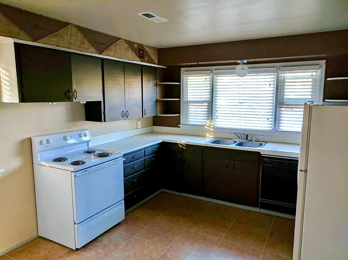 1012 S College Avenue — Photo 3