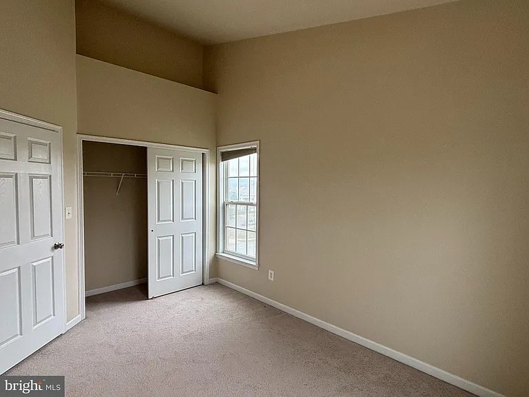 301 Klee Dr — Photo 16