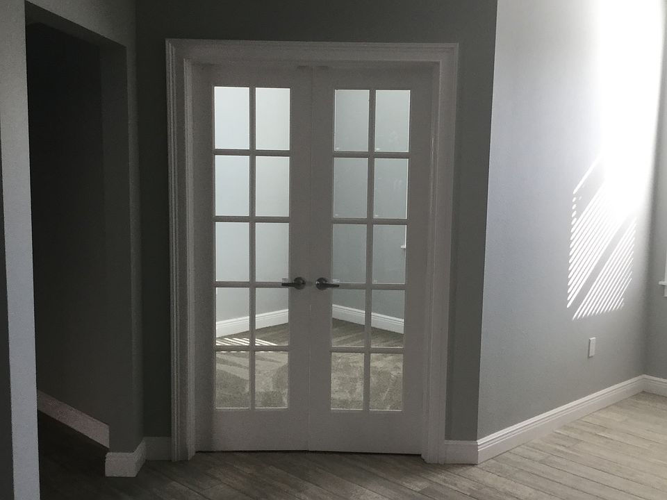 1st image of 908 Georgia Ave