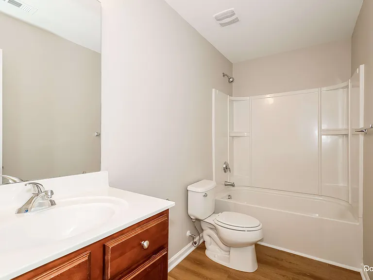 711 Waterlemon Way — Photo 8
