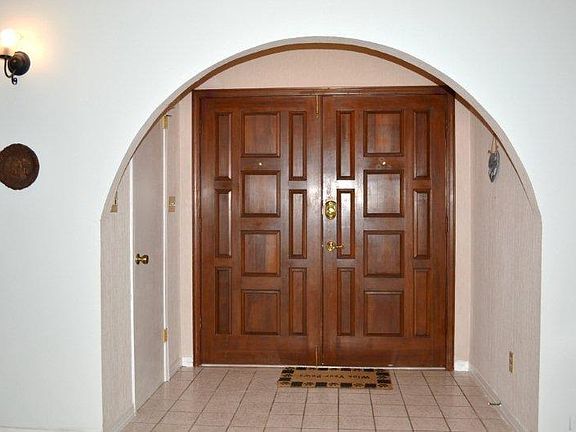 5th image of 9741 Quail Hollow Blvd