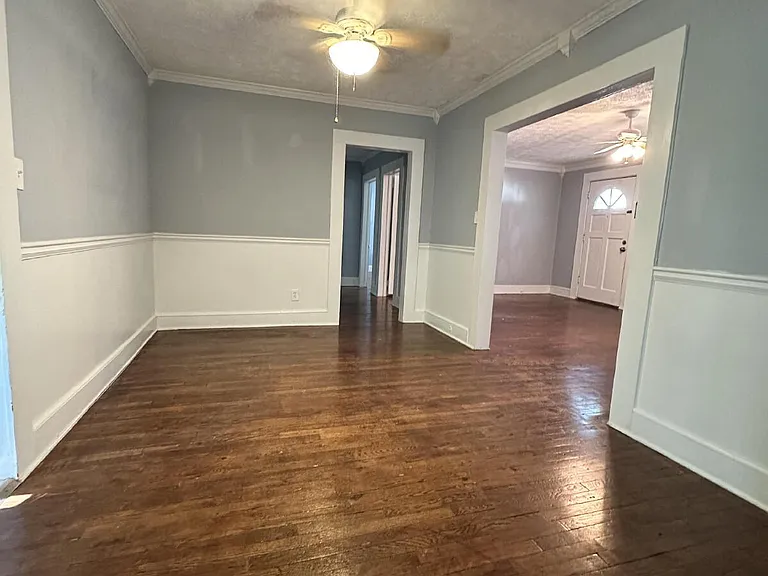 625 Ridgewood Ave — Photo 8