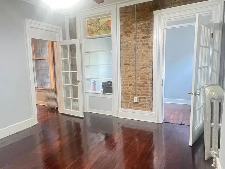 294 Washington Ave #2 — Photo 14
