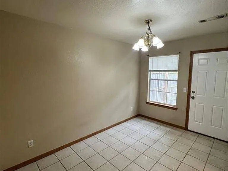 2229 E Cinnamon Way — Photo 13
