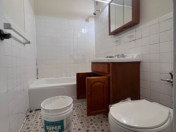 3rd image of 41 Hamilton Ave #9F